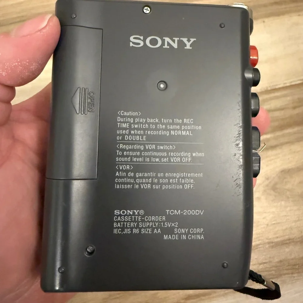Sony TCM-200DV Handheld Standard Cassette Voice Recorder V-O-R Not Working